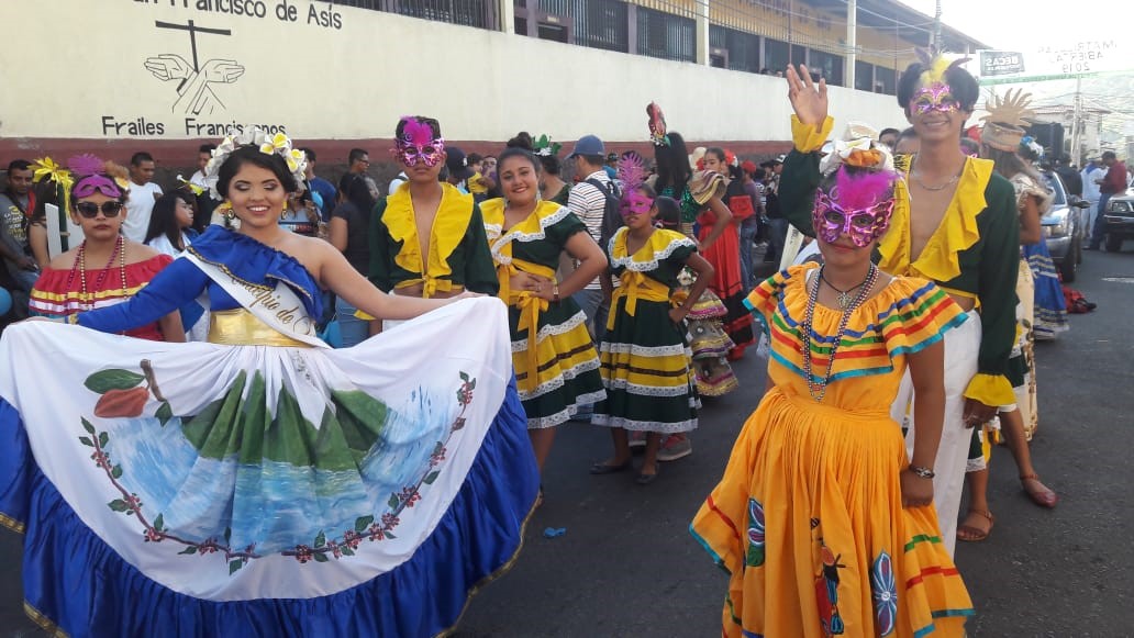 REINAS1